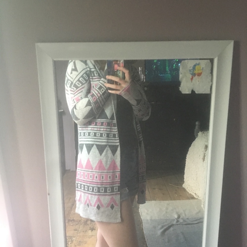 Perfect Fall Cardigan 😍 - Picture 2 of 4